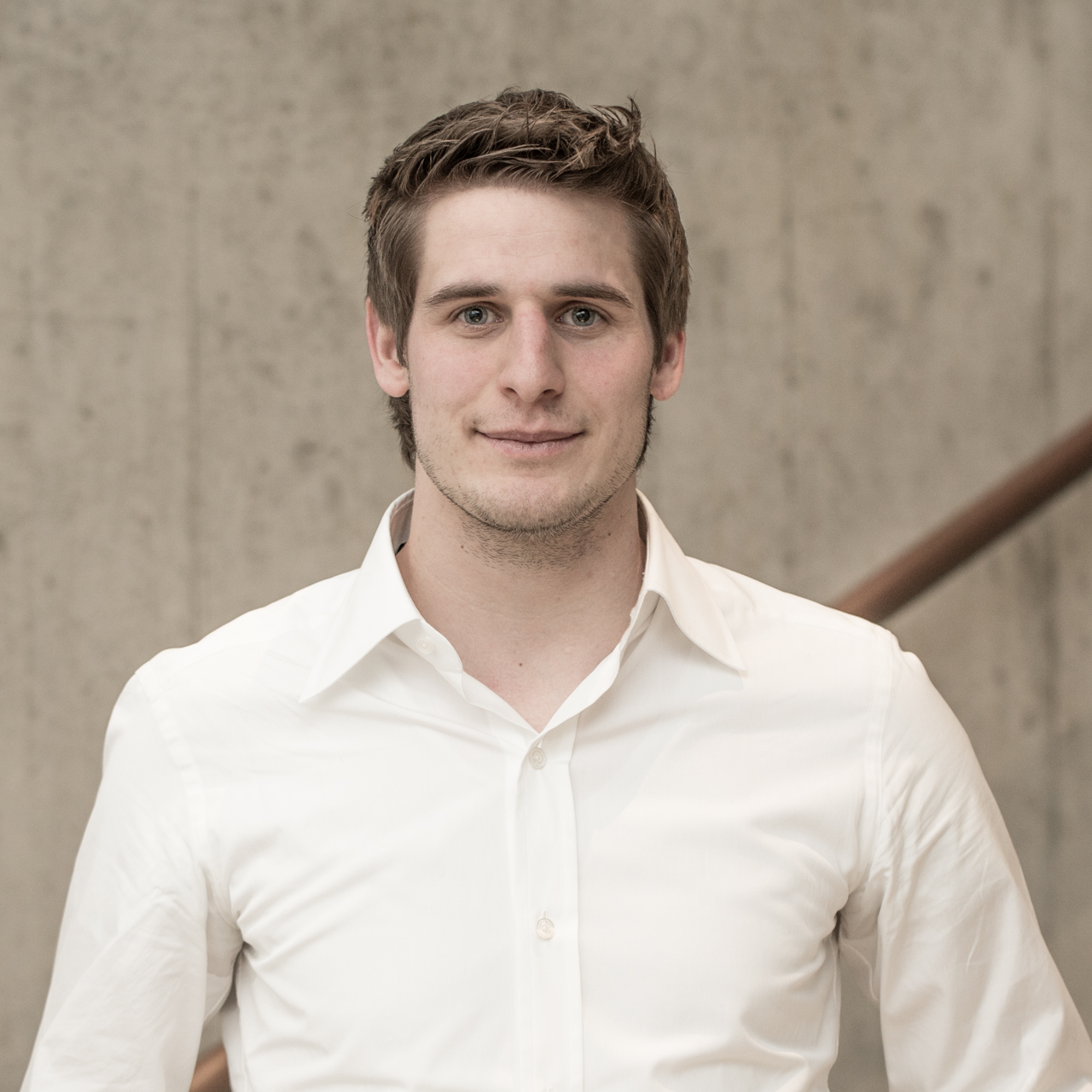 Porträt von Simon Bütschi